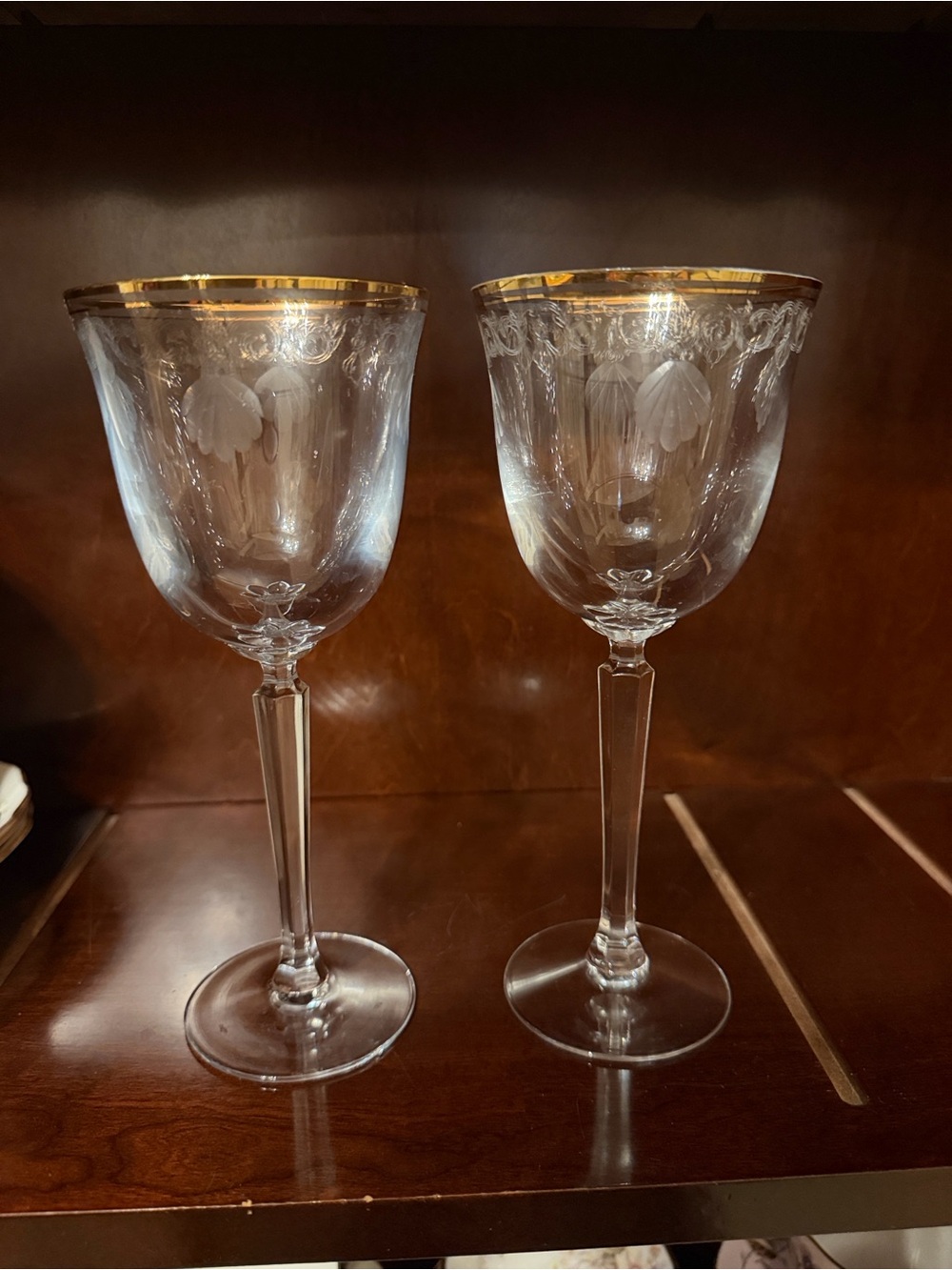 Pair Vintage discontinued Lenox Classic Shell gold-trim crystal wine glasses